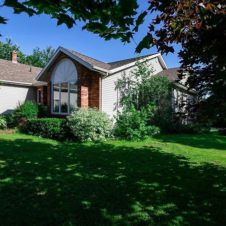 Lily'S Garden Hotell Charlottetown Eksteriør bilde