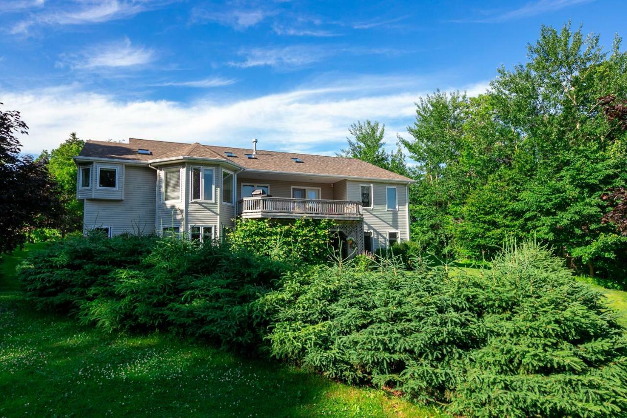 Lily'S Garden Hotell Charlottetown Eksteriør bilde